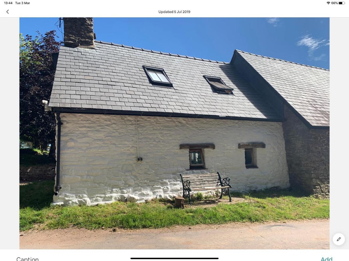 Ty Fferm Hen, Ancient Farmhouse, Coity Bach Talybont-on-Usk Exterior photo